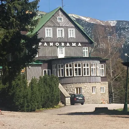 Szálloda Panorama 2*